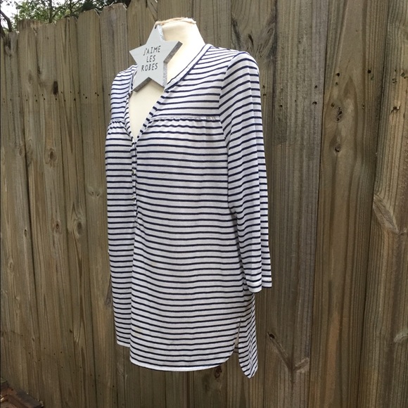H&M Cream Knit Top with Navy Blue Stripes - Picture 4 of 13